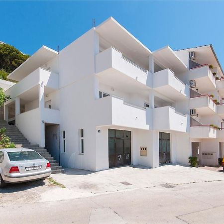 Apartman Mira- オミシュ エクステリア 写真